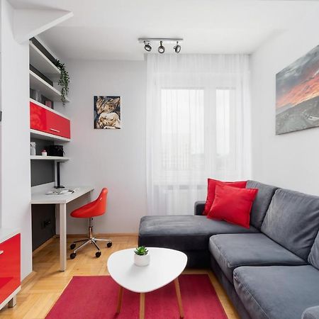 Lagiewniki Sanctuary One Bedroom Apartment By Renters Kraków Zewnętrze zdjęcie